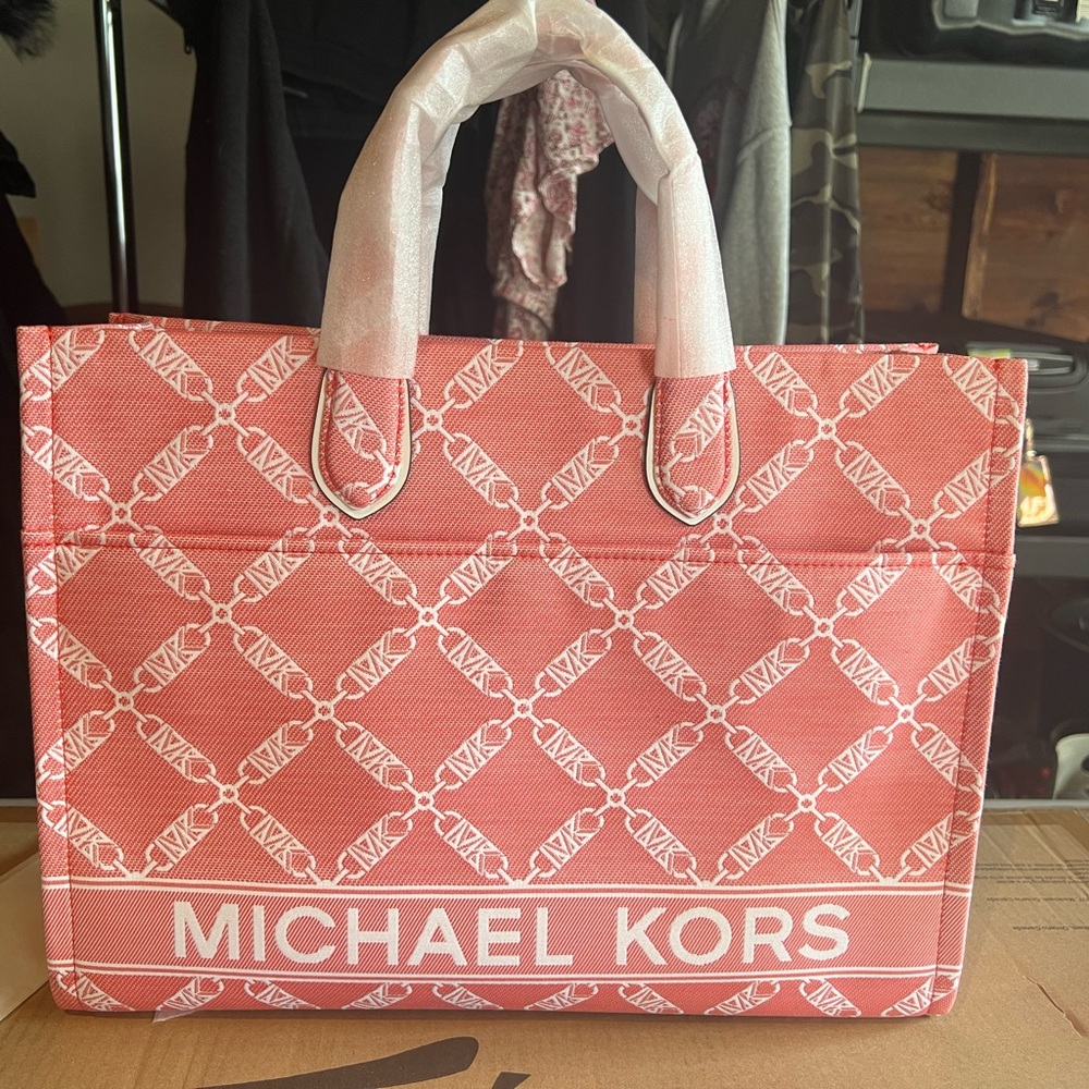 NWT Michael Kors Large Gigi Tote – Pink Logo Print – Everyday Bag